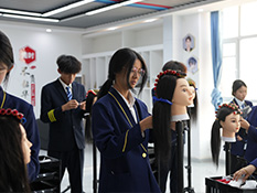 ��܇��Ӗ(x��n)�W(xu��)У_��܇늚⻯�̌W(xu��)�F(xi��n)��(ch��ng)